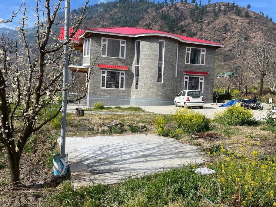 Bnbbuddy Himalayan 3Br Farmstay Wid Lawn Near Manali Exterior photo